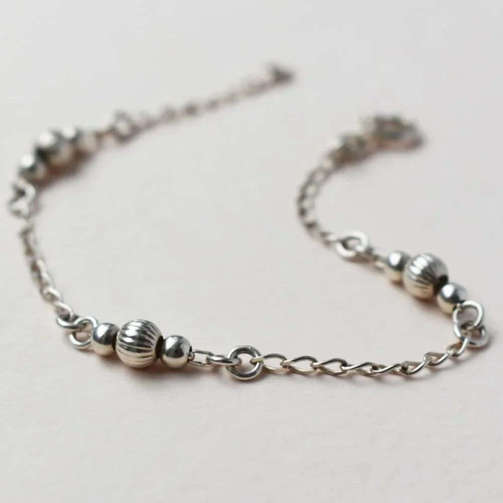 Thin simple silver chain bracelet, dainty minimalist stacking bracelet